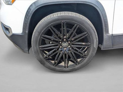 Used 2019 GMC Acadia SLT FWD image 24
