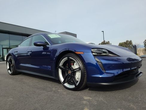 Used 2021 Porsche Taycan 4S image 1