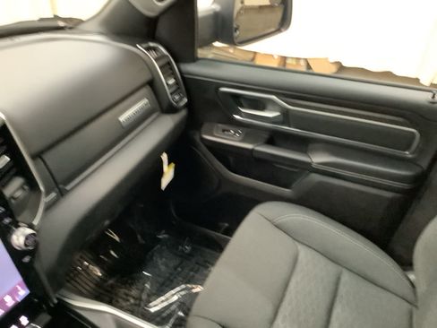 New 2026 RAM 1500 Big Horn AWD/4WD image 22