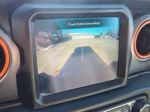 Used 2021 Jeep Gladiator Mojave image 4