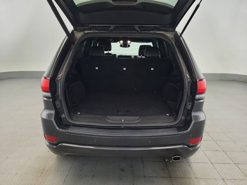 Used 2019 Jeep Grand Cherokee Altitude AWD/4WD image 29