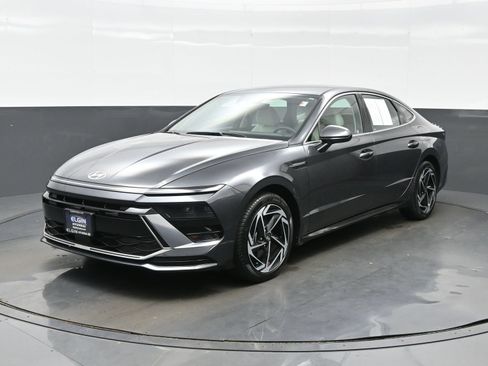 Certified 2026 Hyundai Sonata SEL FWD image 2