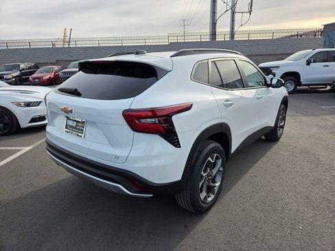 New 2026 Chevrolet Trax LT w/ Driver Confidence Package image 4