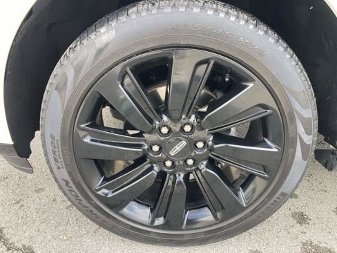 Certified 2022 Lincoln Navigator Reserve image 14