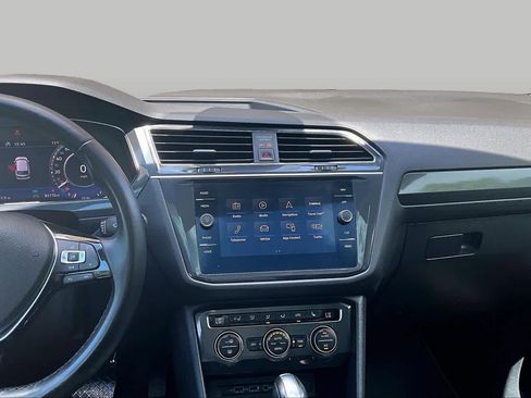Used 2019 Volkswagen Tiguan SEL Premium AWD/4WD image 7