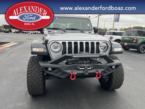 Used 2020 Jeep Gladiator Rubicon image 5