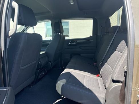 Used 2023 Chevrolet Silverado 1500 LT image 6