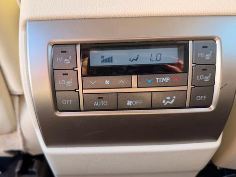 Used 2016 Lexus GX 460 Luxury AWD/4WD image 32