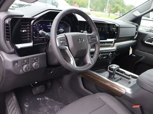 New 2026 Chevrolet Silverado 1500 RST w/ Convenience Package II AWD/4WD image 6