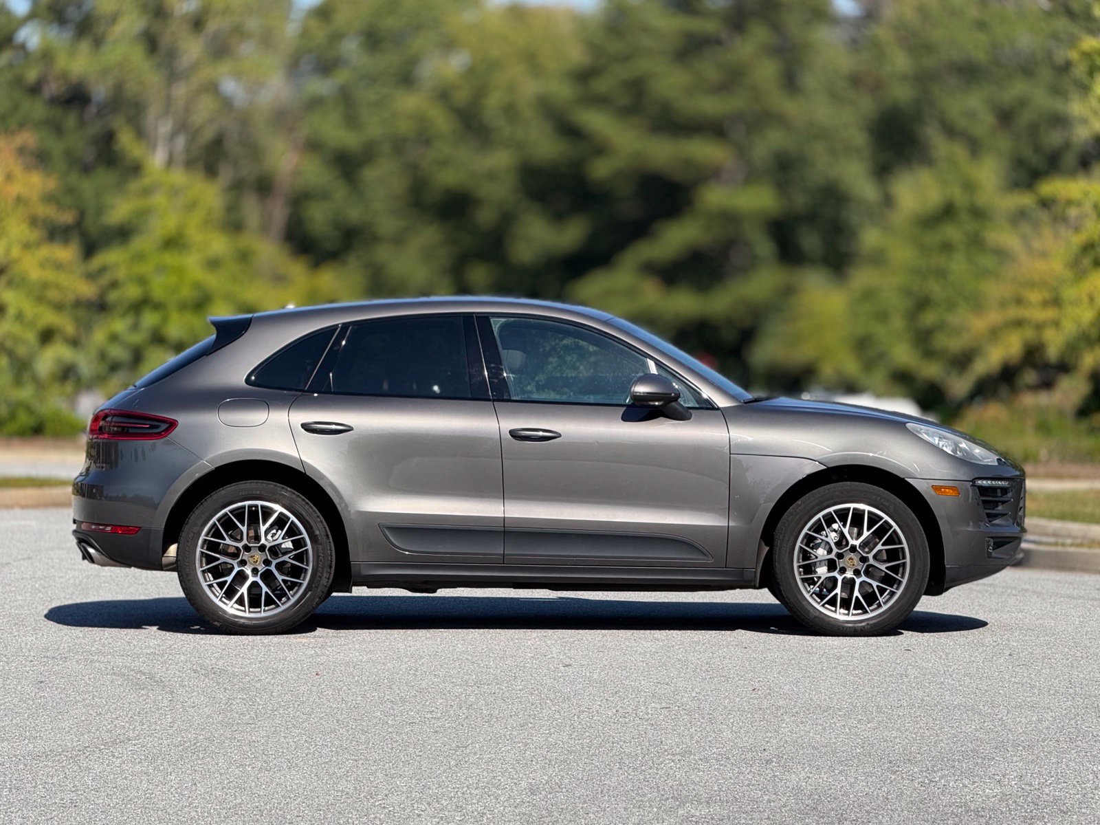 Used 2015 Porsche Macan S AWD/4WD image 12