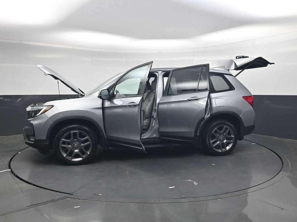 Used 2023 Honda Passport EX-L image 40