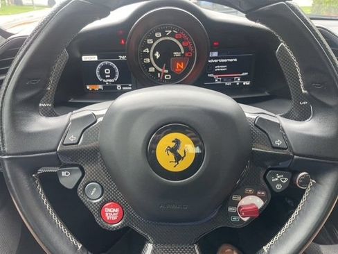 Used 2018 Ferrari 488 GTB RWD image 14