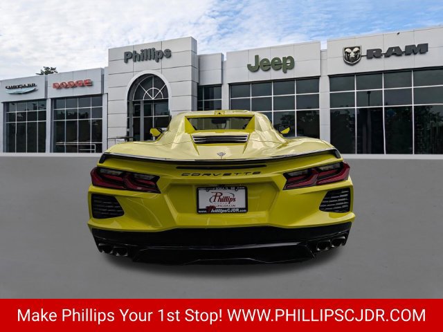 Used 2024 Chevrolet Corvette Stingray Convertible RWD image 4