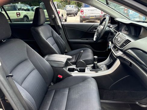 Used 2015 Honda Accord Sport image 27