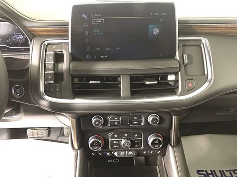 Used 2024 Chevrolet Tahoe High Country image 55