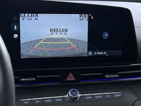 Used 2025 Hyundai Elantra SEL image 19