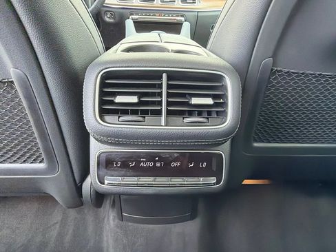 Certified 2026 Mercedes-Benz GLS 450 4MATIC image 34