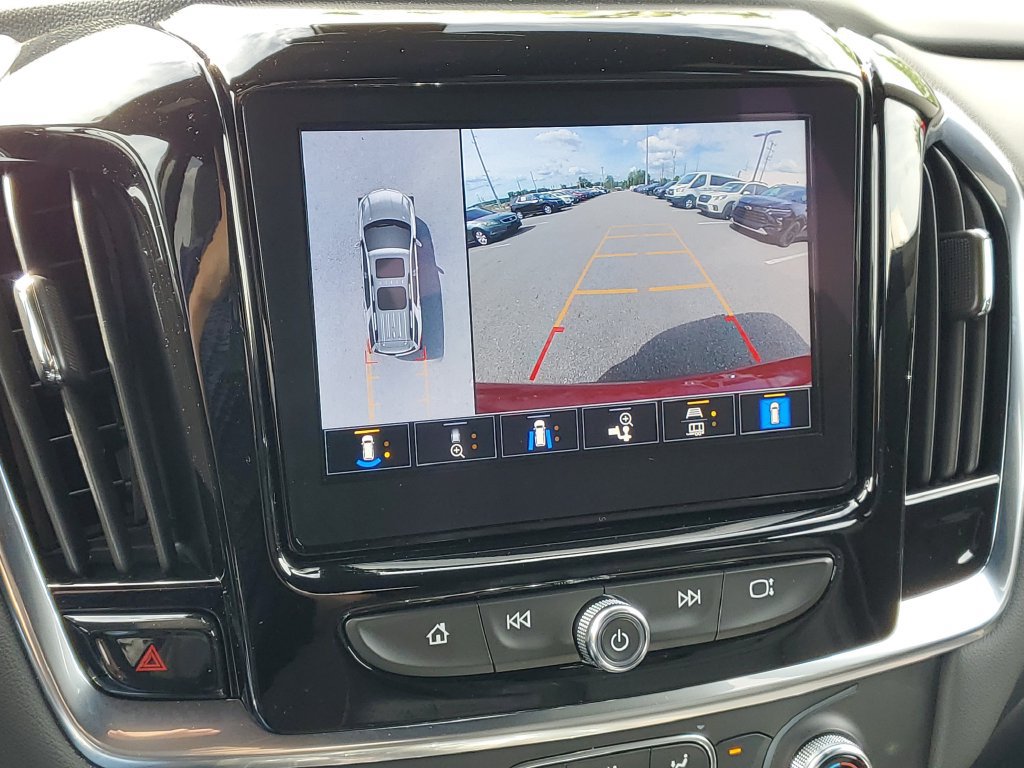 Used 2023 Chevrolet Traverse RS w/ LPO, Floor Liner Package AWD/4WD image 28