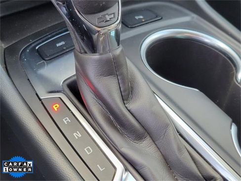 Used 2022 Chevrolet Equinox LT image 32