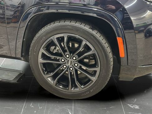 Used 2024 Jeep Grand Wagoneer L Series II w/ Quick Order Packagew 28T image 14