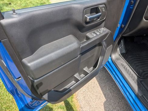 Used 2022 Chevrolet Silverado 1500 Custom AWD/4WD image 11