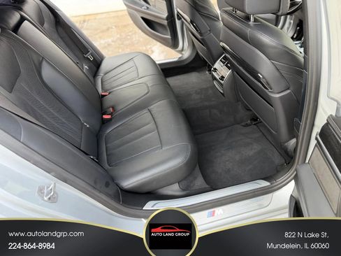 Used 2020 BMW 750i xDrive w/ Executive Package image 10