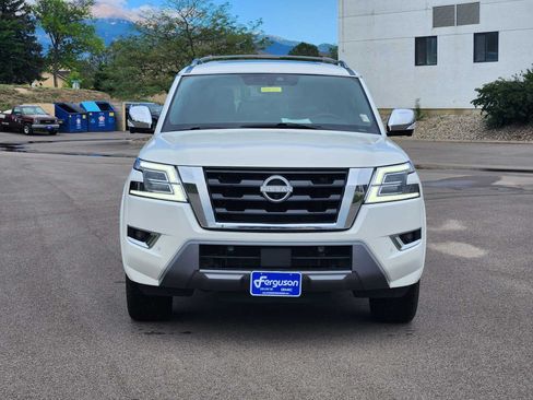Used 2023 Nissan Armada Platinum w/ Captain's Chairs Package AWD/4WD image 5