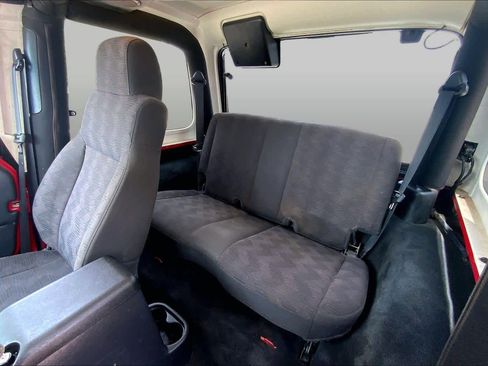 Used 2005 Jeep Wrangler X AWD/4WD image 20