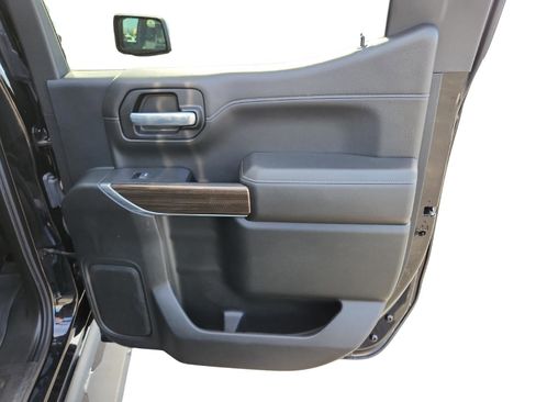 Used 2021 Chevrolet Silverado 1500 LT Trail Boss w/ Convenience Package II image 28