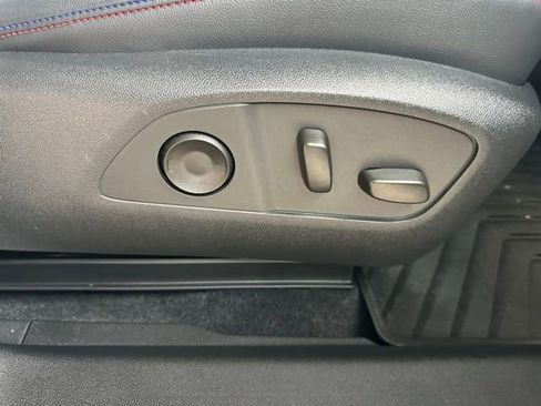 Used 2024 Chevrolet Blazer EV RS image 16