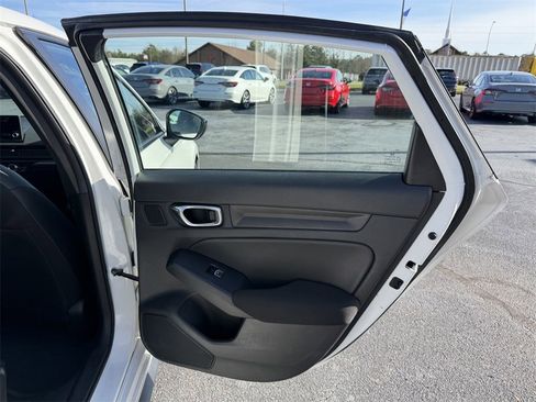 Used 2024 Honda Civic Sport image 12