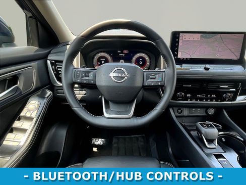 Used 2026 Nissan Rogue SL FWD image 8