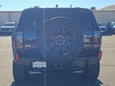 New 2024 GMC Hummer EV 2X AWD/4WD image 8
