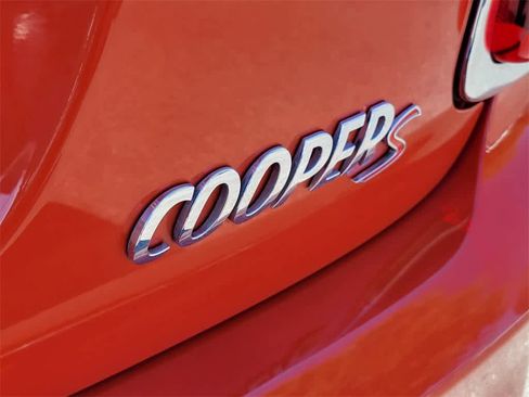 Used 2021 MINI Cooper S image 6