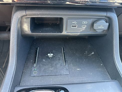 Used 2024 Honda Pilot Elite image 25