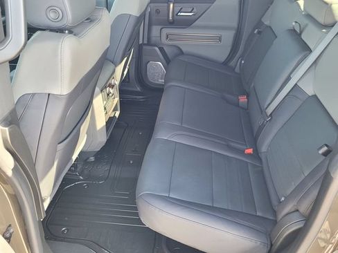 Used 2025 GMC Hummer EV 3X w/ Battery Pack, 24 Module Pack AWD/4WD image 11