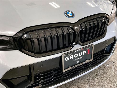 Used 2023 BMW 330e xDrive 330e xDrive w/ M Sport Package image 30