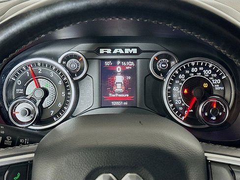 Used 2019 RAM 1500 Big Horn image 13