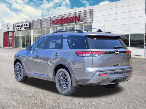 New 2026 Nissan Pathfinder SL w/ SL Premium Package (P04) FWD image 6