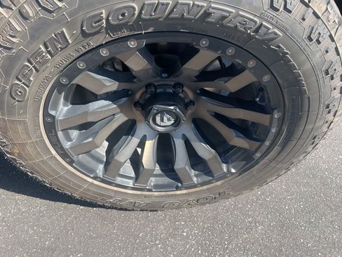 Certified 2021 GMC Sierra 1500 AT4 w/ AT4 Value Package image 4