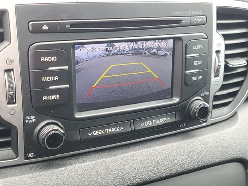 Used 2019 Kia Sportage LX FWD image 26