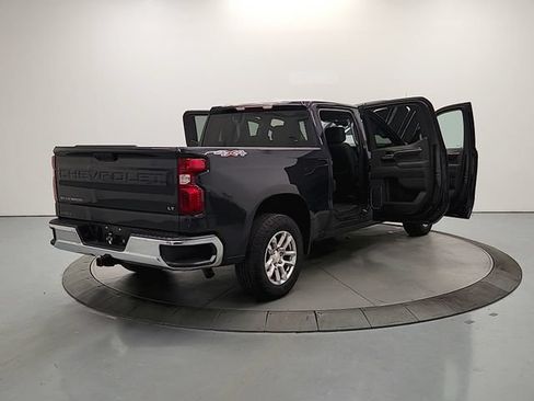 Used 2023 Chevrolet Silverado 1500 LT AWD/4WD image 13