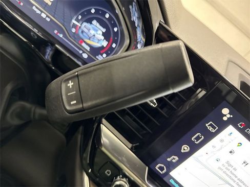 Certified 2024 GMC Sierra 2500 SLT w/ SLT Premium Package image 16