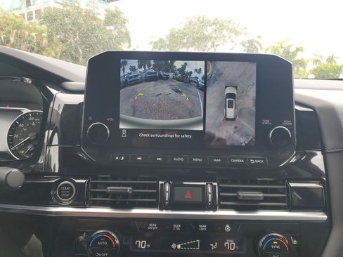 Certified 2023 Nissan Pathfinder SL image 25