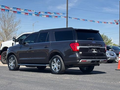 Used 2023 Ford Expedition Max XLT image 45