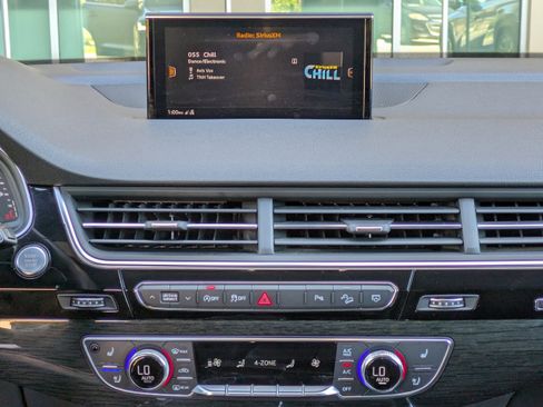 Used 2019 Audi Q7 3.0T Premium Plus image 14