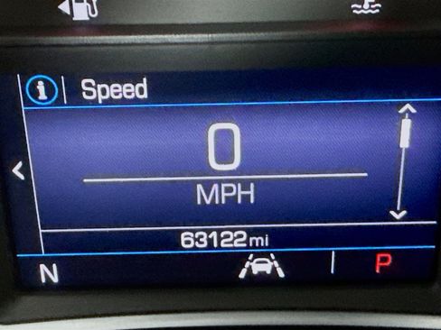Used 2020 GMC Terrain SLE w/ Driver Convenience Package FWD image 16