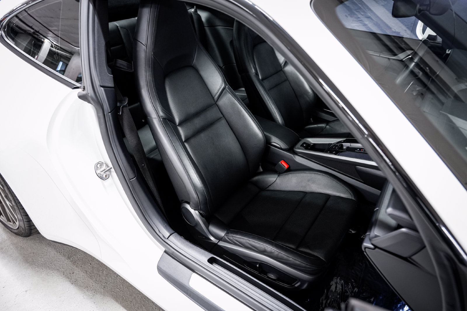 Used 2020 Porsche 911 Carrera S RWD image 26