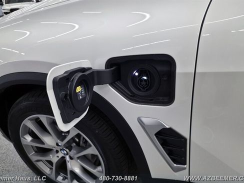 Used 2026 BMW X5 xDrive50e AWD/4WD image 49