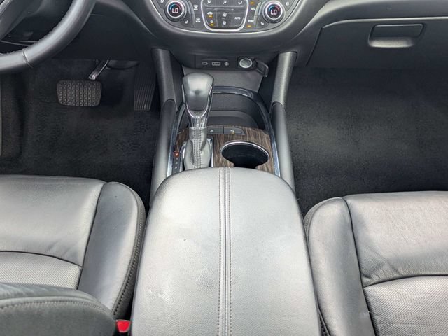 Used 2024 Chevrolet Malibu LT FWD image 18